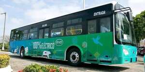 La capital de Uruguay incorpora 20 buses eléctricos en el Día del Medioambiente - Mundo - ABC Color