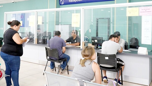 ¿Cómo averiguar si el patrón está pagando por tu seguro al IPS?