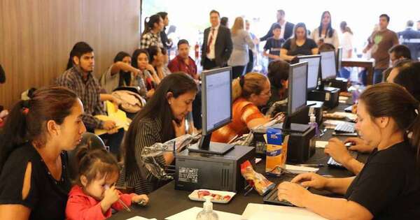 La Nación / Salario mínimo: ¿cuántos trabajadores siguen sin percibirlo?