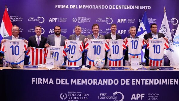 Presentan el Programa de Educación Digital que beneficiará a 10.000 niños y niñas