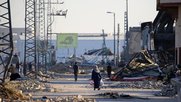 Israel bombardea el centro de Gaza en pleno esfuerzo internacional para una tregua