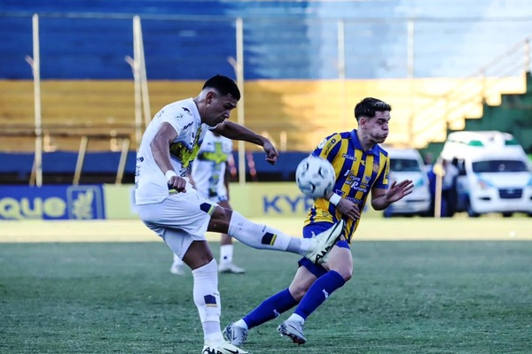 Catastrófica despedida de Luqueño del Apertura •