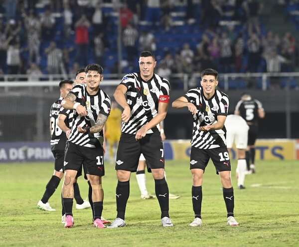 ¡Libertad derrotó a Olimpia y logró el Tricampeonato liguero! - Libertad - ABC Color
