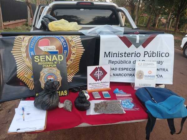 HOMBRE CON DROGAS ATROPELLÓ A UN AGENTE PARA HUIR PERO FUE ATRAPADO EN CNEL. BOGADO - Itapúa Noticias