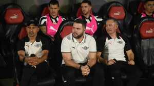 Ariel Galeano agranda su palmarés como entrenador