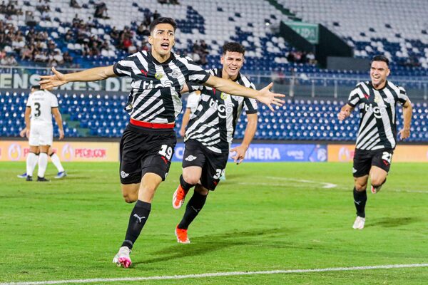 Libertad se impone 3 a 1 a Olimpia y conquista su estrella número 25