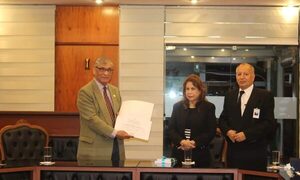 UNE recibe visita de cursantes de maestría del IAEE