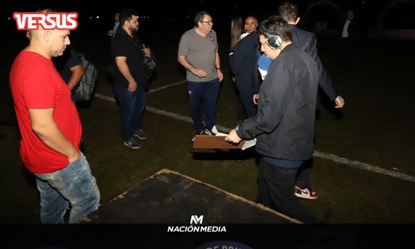 Jugadores de Cerro Porteño no salieron a recibir el trofeo de vicecampeón