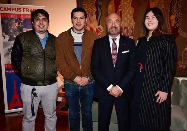 Primer encuentro de la Red Alumni France - Sociales - ABC Color