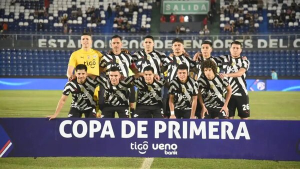 Libertad hace historia y alcanza su segundo tricampeonato