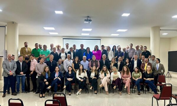 Cancilleres de Paraguay y Brasil decidirán si habilitan puente de la Integración en octubre
