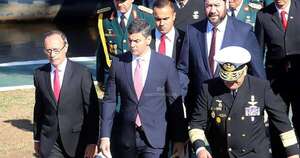 Diario HOY | Peña cambia al Comandante de la Armada Paraguaya