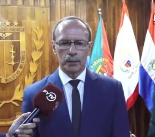 Peña designa nuevo comandante de la Armada Paraguaya