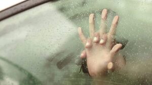 ¿La Policía Nacional se excedió al detener a dos personas por tener sexo en el auto?