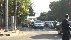 Indígenas vuelven a cerrar avenida Artigas en protesta contra el Indi
