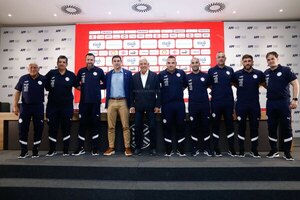 Versus / La APF presentó a los nuevos entrenadores de las Selecciones Juveniles