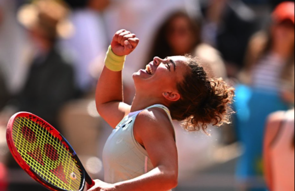 Versus / Paolini deja sin final en París a Andreeva