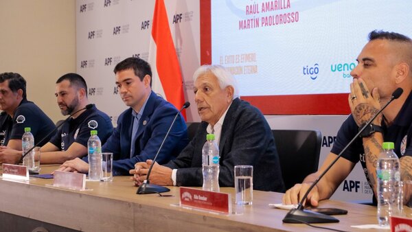 Presentan a los entrenadores de las Juveniles de la Albirroja