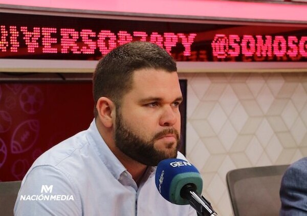 Versus / ¿Cómo administrar a Roque y Tacuara?: Ariel Galeano responde
