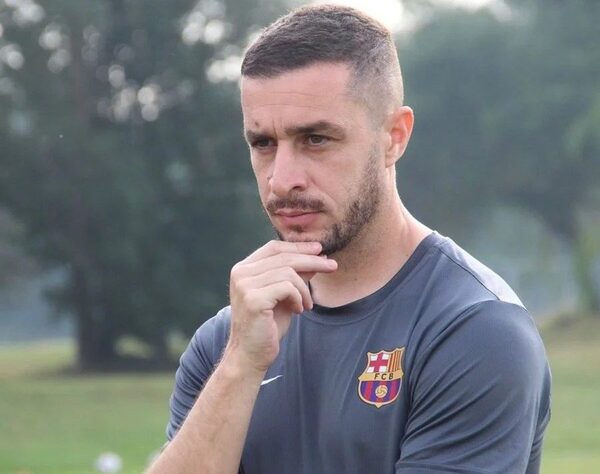 Palau es el nuevo entrenador de Tacuary · Radio Monumental 1080 AM