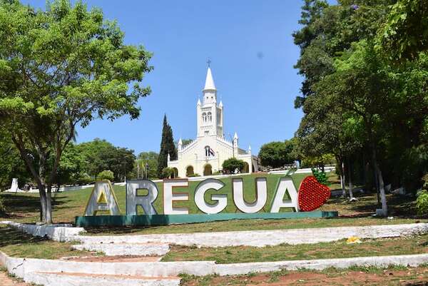 Las ocho paradas turísticas de Areguá que debés conocer este “finde largo” - Viajes - ABC Color