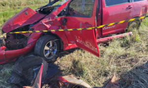 Doñita que iba como pasajera murió al volcar el taxi anga