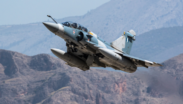 Francia entregará cazas Mirage 2000-5 a Ucrania y formará pilotos - Megacadena - Diario Digital