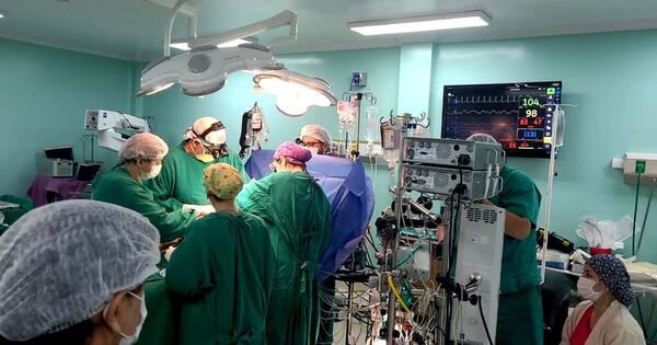 La Nación / Existen 256 personas en espera para realizarse algún transplante