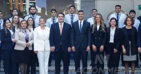 La Nación / Peña celebró la apertura del centro AYSA 365 de Aseguradora Yacyretá