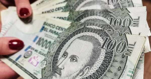 La Nación / Se abaratan los créditos en el mercado local