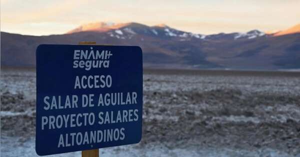 La Nación / Chile acelera a fondo en la carrera por el litio