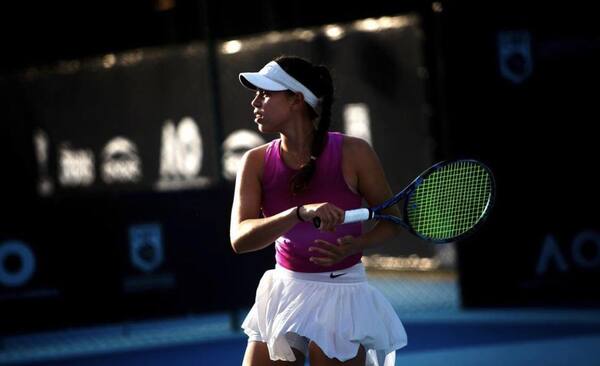 Tenistas juveniles con dispares resultados en Bolivia