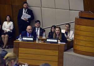 Gobierno de Peña frena idea de subir impuesto al tabaco para destinar a oncológicos - Política - ABC Color
