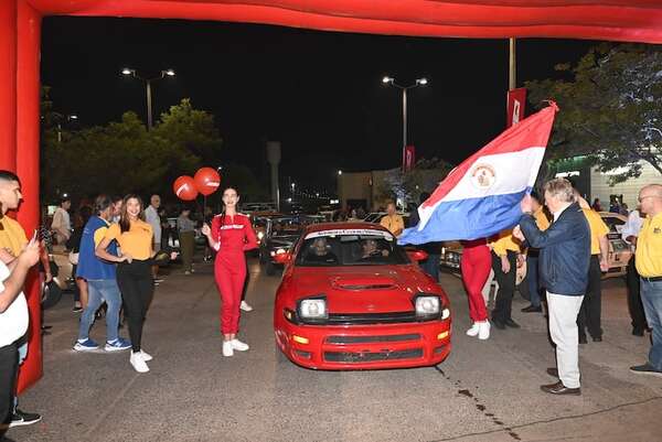 Autos antiguos, clásicos y deportivos: Arrancó el 35° Gran Premio del Paraguay - ABC Motor 360 - ABC Color