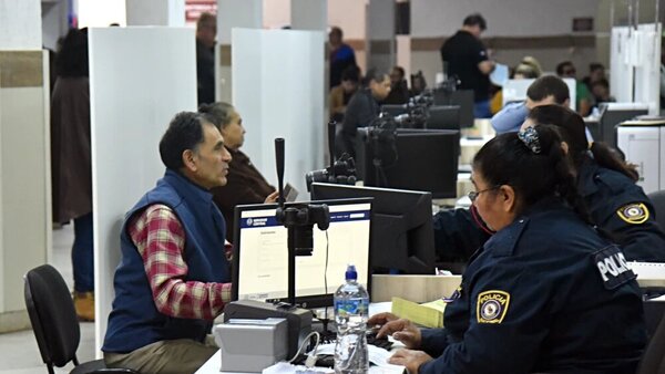 La nueva cédula de identidad ya incluye constancia de ser donante de órganos - Radio Imperio 106.7 FM