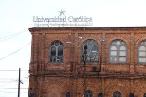 Universidad Católica, primera institución universitaria en recibir la acreditación de ANEAES