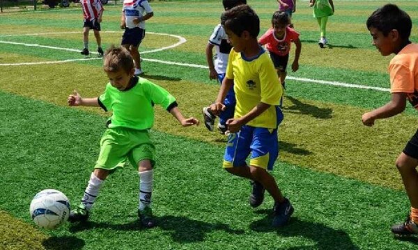 Unos 2.000 niños de comunidades vulnerables accederán al deporte y a la educación – Prensa 5