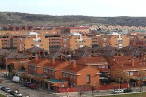 Cada vez es m谩s caro vivir en Espa帽a: precio increment贸 al 6,3% anual y lleva subiendo desde 2014 - Revista PLUS