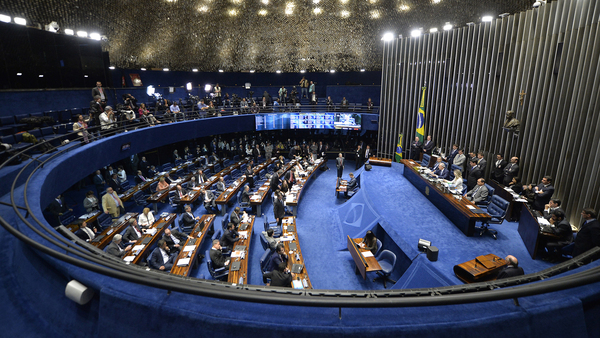 Brasil: Senado aprueba impuesto del 20 % sobre compras internacionales - Revista PLUS