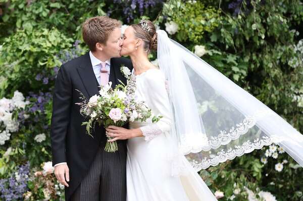 Te mostramos postales de la boda del duque de Westminster y Olivia Henson - Gente - ABC Color