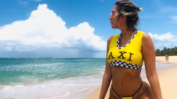 Miss Taxi dijo que Pájaro Benítez le envió platita como regalo de cumpleaños