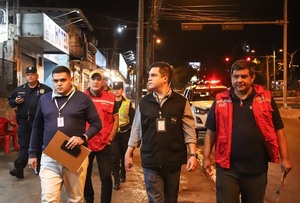 Intervención conjunta en Estación de Buses de Asunción: Protección a adolescente y detención de sospechosos