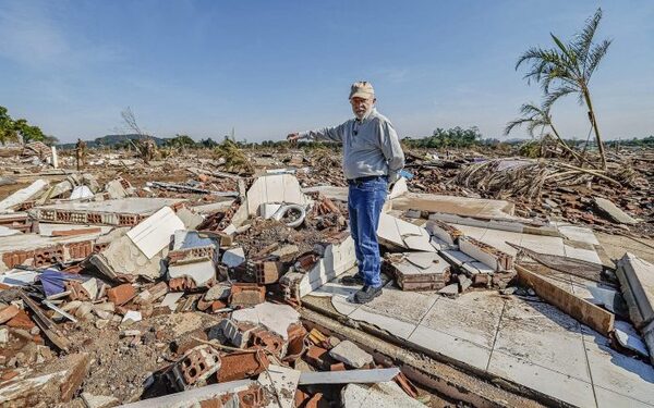 Lula da Silva volvió a visitar el sur de Brasil, aún devastado por las inundaciones - El Independiente