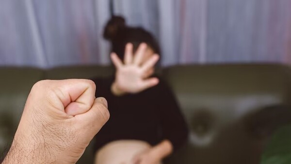 Joven garroteó a su novia embarazada