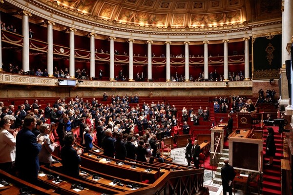 Entre aplausos y ovaciones, Zelenski habla en París ante la Asamblea Nacional: “Europa ya no es un continente de paz” - ADN Digital