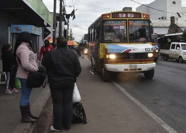Gobierno no logra acuerdo con transportistas y amenaza de paro sigue vigente - Nacionales - ABC Color