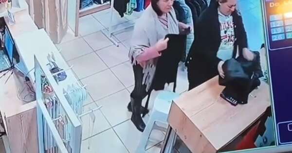 La Nación / Fingieron ser clientes y se vistieron con unos 20 jeans encimados para robarlos en Encarnación