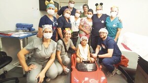 Operan gratis a niños en el Guairá