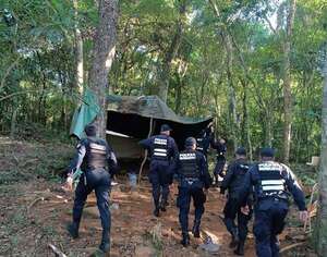 Intervienen franja de protección de lago y retiran pertenencias de invasores - ABC en el Este - ABC Color