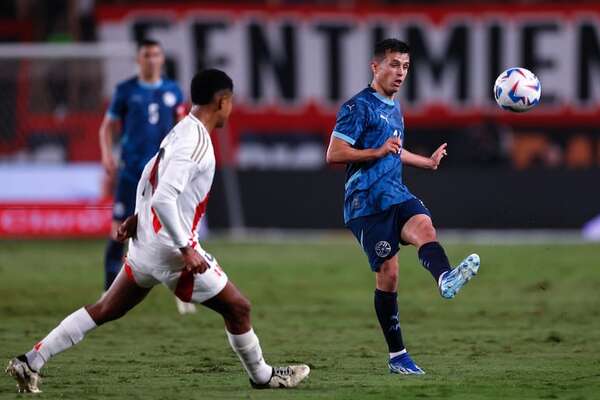 La Albirroja empata sin goles en Lima - Fútbol - ABC Color